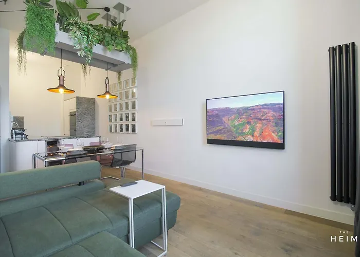 New York By The Heim Apartman *