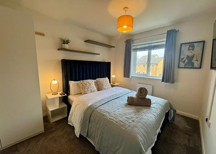 Lapford Luxe - Stylish 3bdr By Etihad And Coop Live Holiday home *