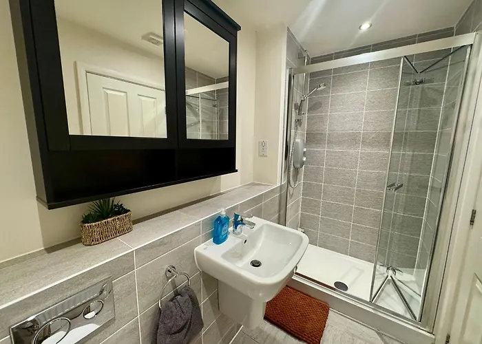 Holiday home Lapford Luxe - Stylish 3bdr By Etihad And Coop Live