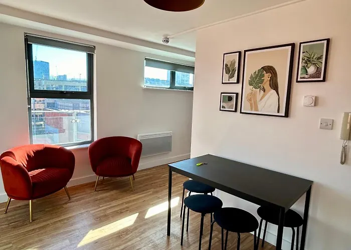 Centre 2 Bed With A Balcony Appartement