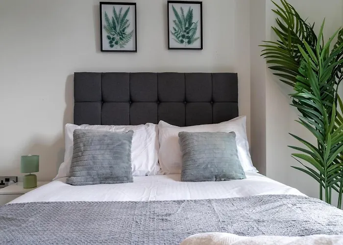 Centre,picadilly , Skyline View דירה *