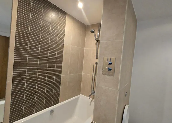 Brilliant 2 Bedroom * مانشستر