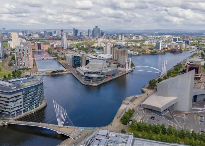 Chic & Modern Escape