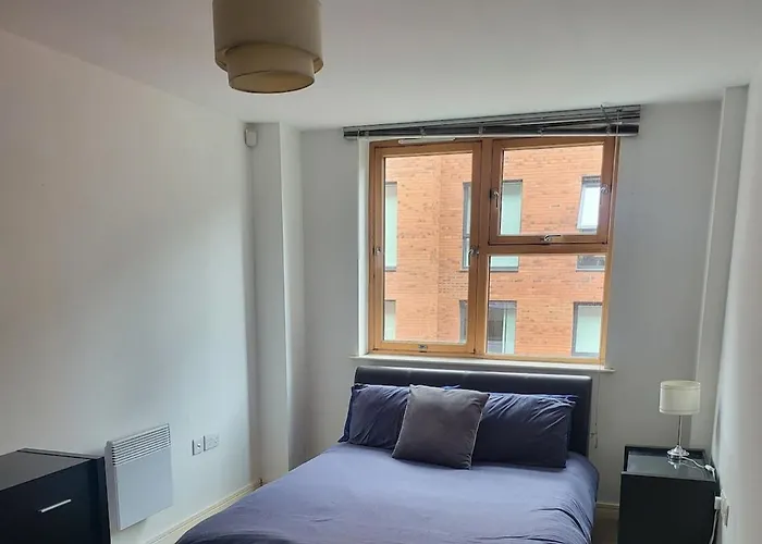 Enjoyable 2 Bedroom דירה מנצ'סטר