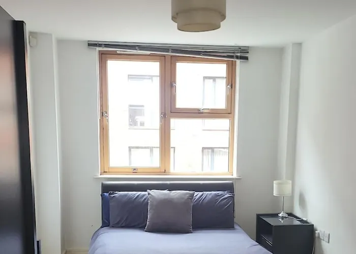 Enjoyable 2 Bedroom מנצ'סטר