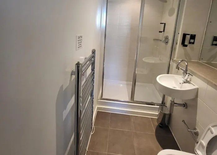 Enjoyable 2 Bedroom מנצ'סטר