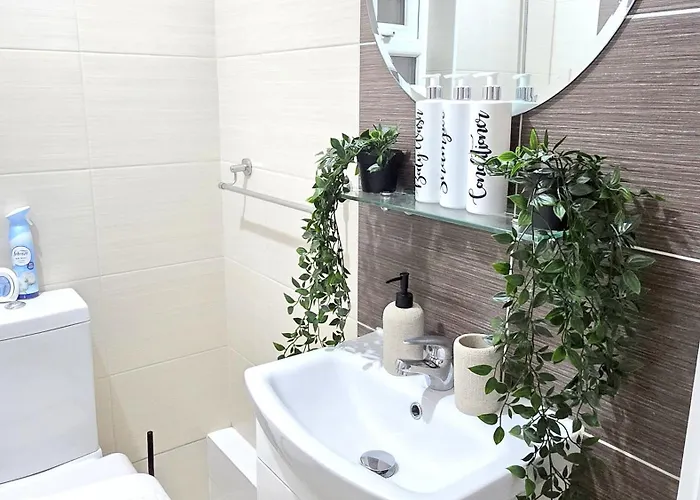 The Hidden Chapter 2 Bedrooms By Bevolve *