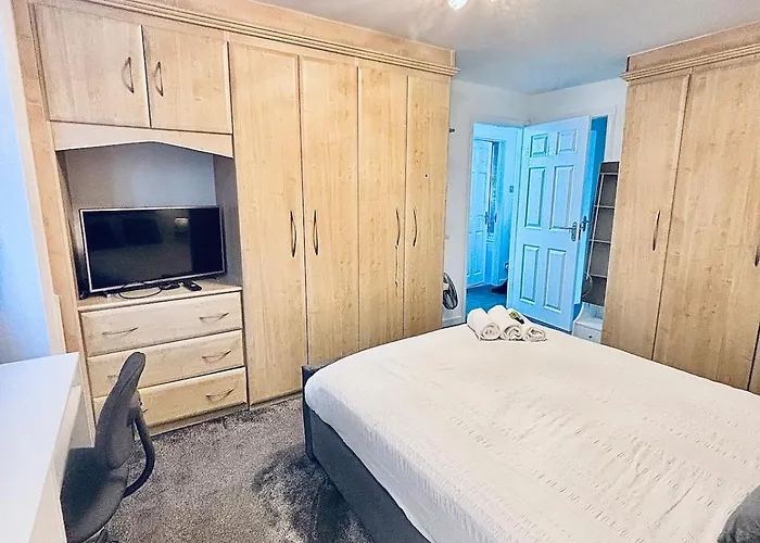 Luxury 5br With Access