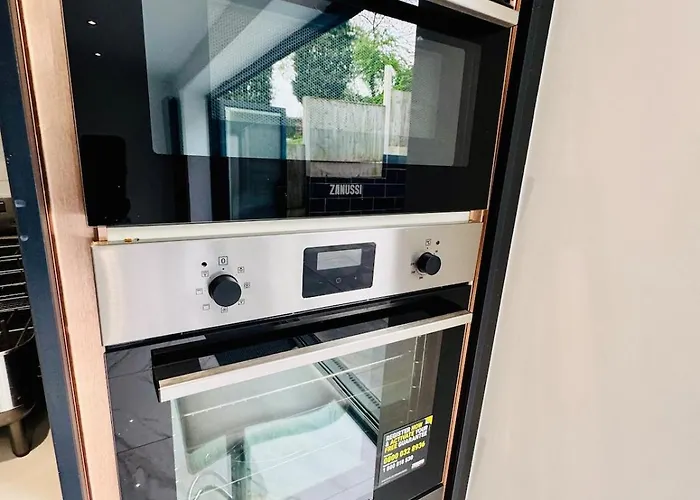 Luxury 5br With Access *