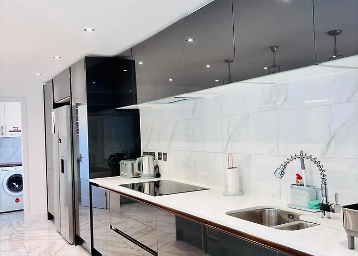 شقة Luxury 5br With Access