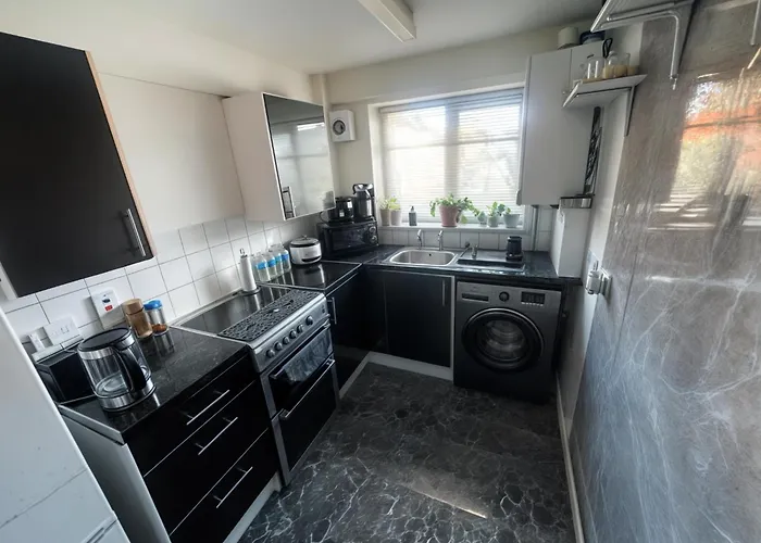 Lejlighed 1br Gem Near Downtown Hotspots