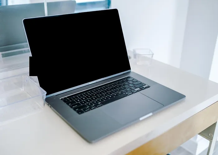 Modern In Old Trafford, Balcony, Sleeps6 Appartamento