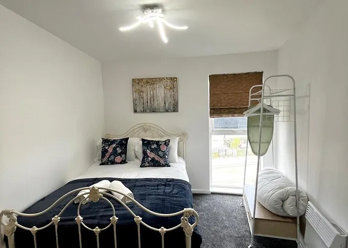 Chic 2-bed Flat - Coop Live & Ethiad アパート