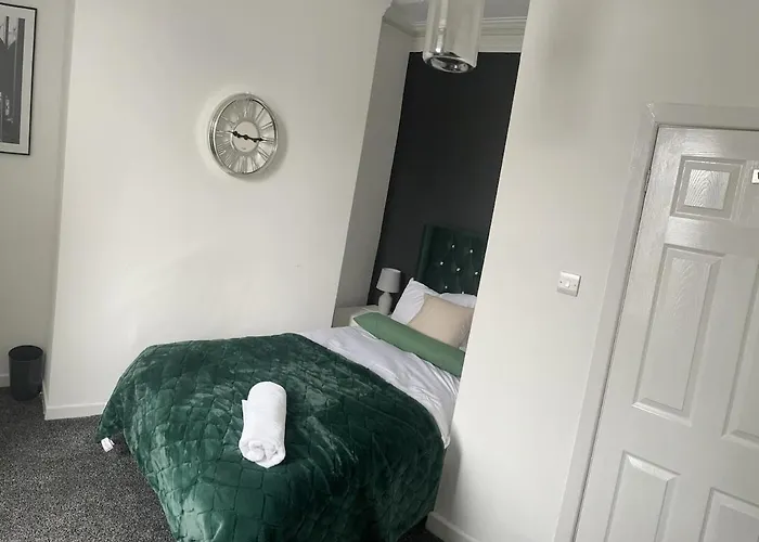 Workers - Free Parking *