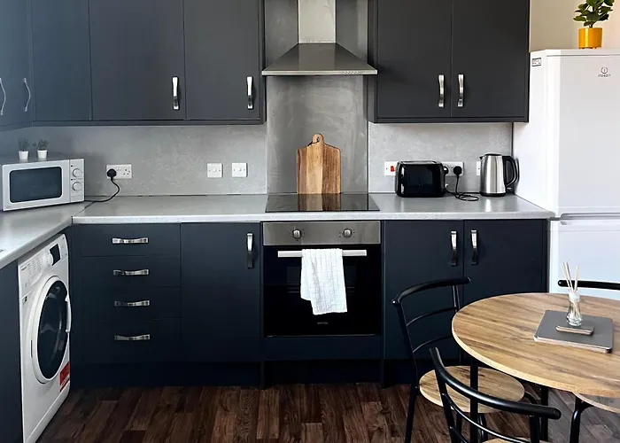 아파트 The Failsworth Collection - Stylish With Free Parking