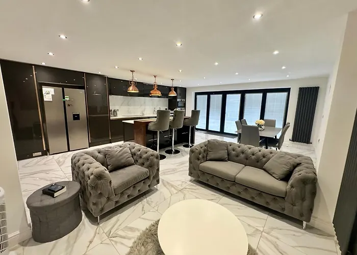 شقة Luxury 5br With Access مانشستر
