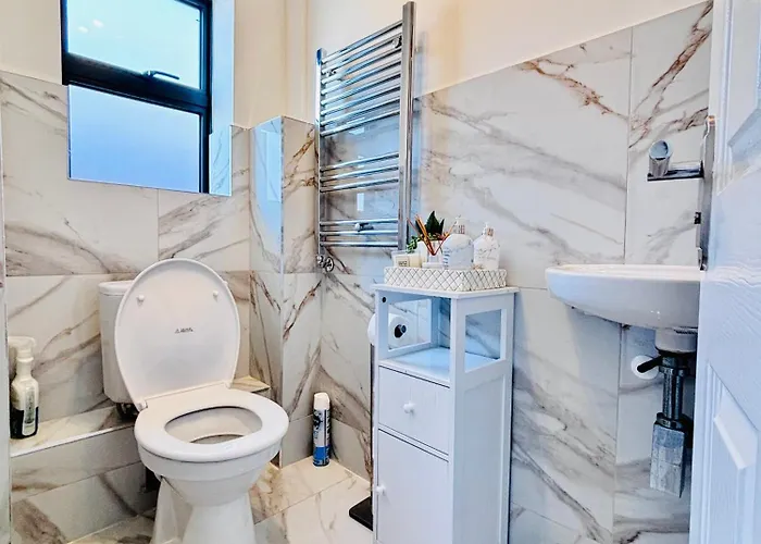 Luxury 5br With Access 아파트 *