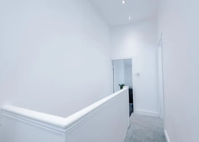 아파트 Incredible 4bedroom In Salford, Game Room, Free Parking, Smart Tv *