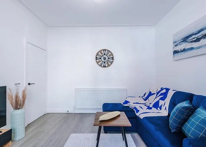 아파트 Incredible 4bedroom In Salford, Game Room, Free Parking, Smart Tv