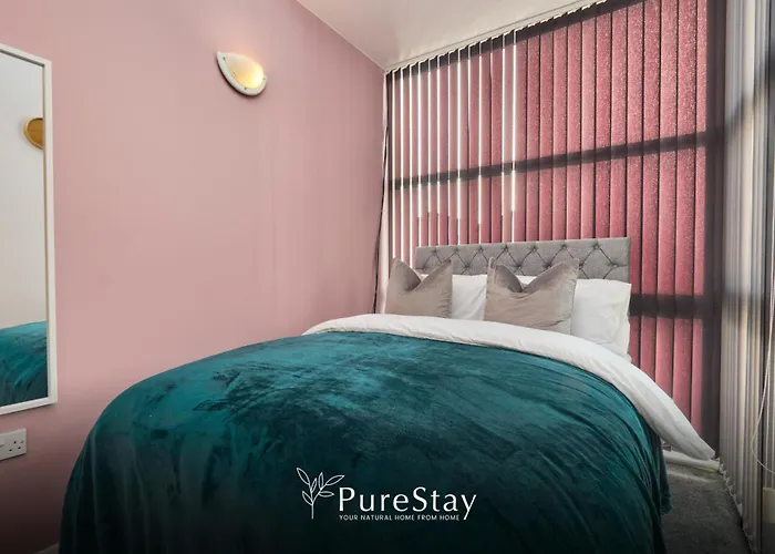 Fabulous House - 5 Beds Sleeps 8 - Free Parking - By Purestay * 맨체스터