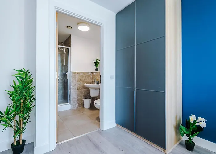 Lux Livin' - Luxury 5 Bed Centre Manchester