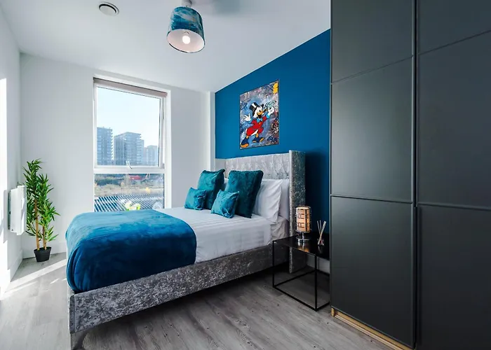 Lux Livin' - Luxury 5 Bed Centre Manchester