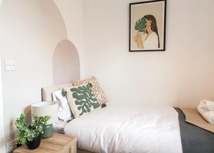 Luxury Sleeps 9 With Hot Tub & Pool Appartement Manchester