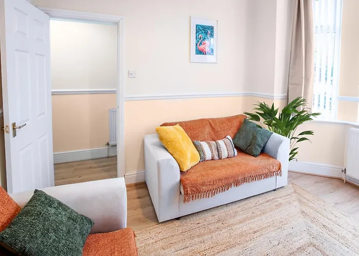 Newly Furnished Cosy 3 Bed 20mins From Center Lejlighed *