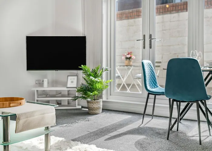 Old Trafford With Free Parking * Mánchester