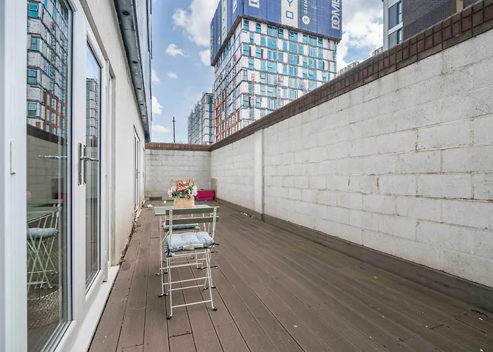 Old Trafford With Free Parking Manchester