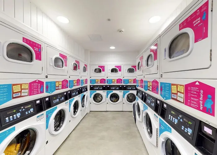 Apartamento For Students Only Canvas *