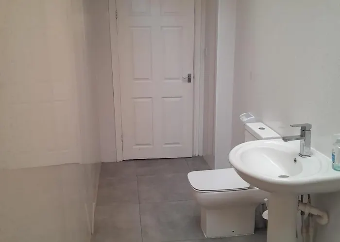 Monarch House * 曼彻斯特