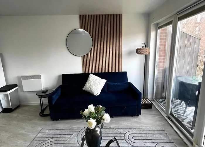 Appartamento Serene 2-bed Flat With Canal Views - Coop Live & Ethiad *