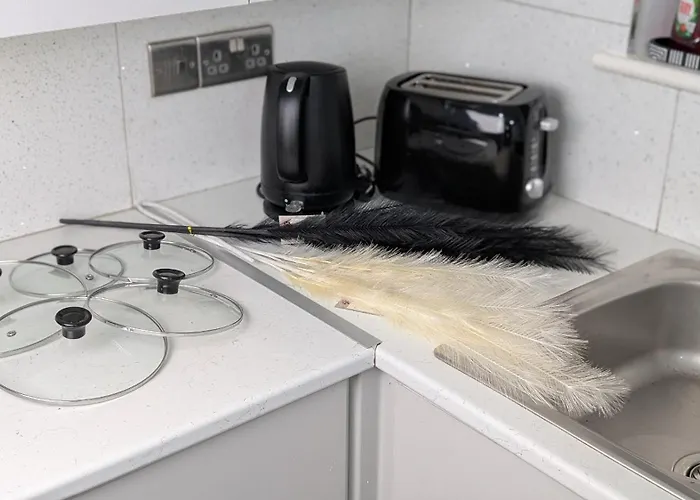 Lejlighed The Ruby Haven, Didsbury - 15mins To Airport - Opp The Christie's Nhs - Sleeps 5 *