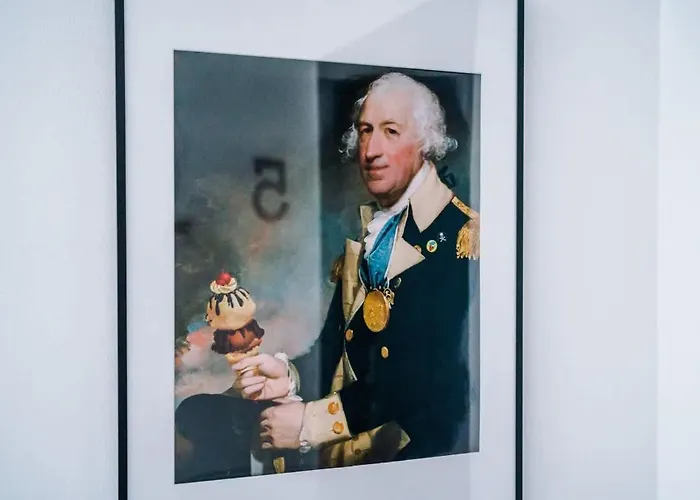 Barton House - Sleeping 10