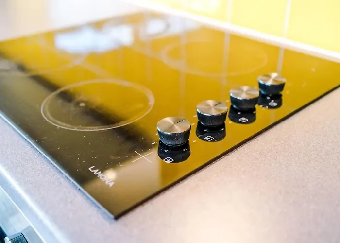 Barton House - Sleeping 10