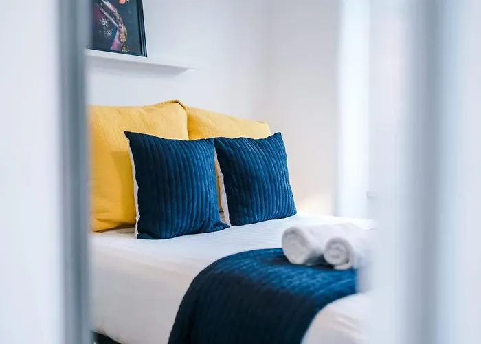 Barton House - Sleeping 10 Сasa de vacaciones Mánchester