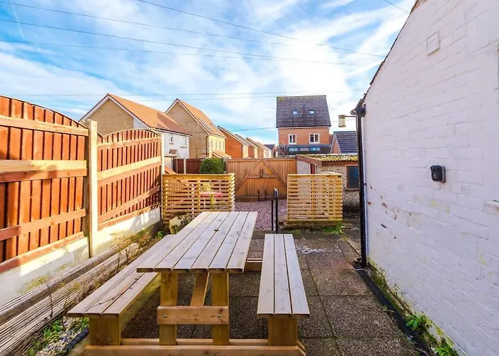 Barton House - Sleeping 10 Сasa de vacaciones