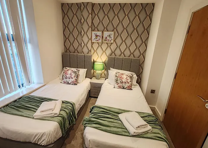 The Cosy Quarters - Popworks * Manchester