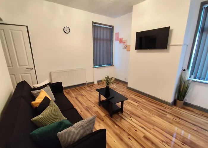 Double-bedroom In The Heart Of Harpurhey A4 Perfect For Short Konukevi *