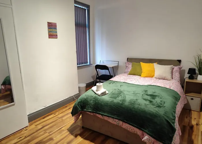 Double-bedroom In The Heart Of Harpurhey A3 Perfect For Short بيت ضيافة