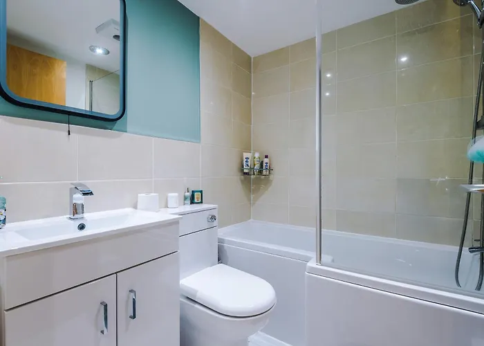 Apartment Stunning Duplex In Manchester, Workspace For Professionals Manchester