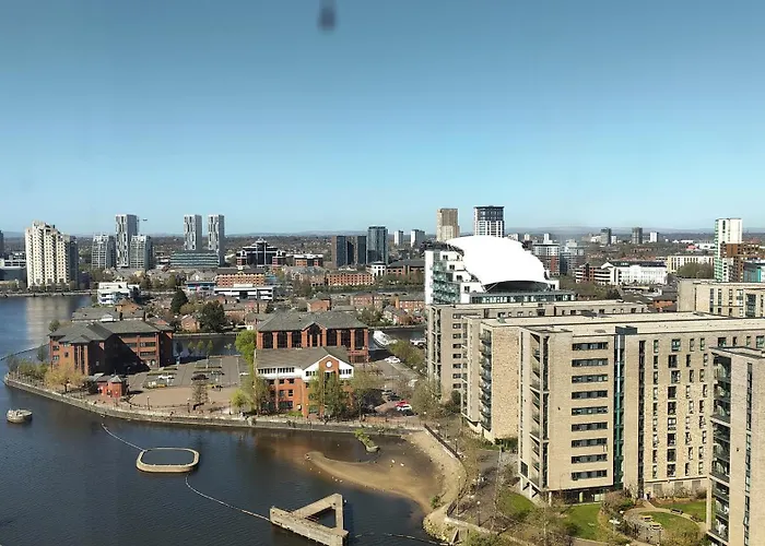 Apartamento Penthouse-like With & Waterfront Views In Old Trafford With 500mbps Internet And Netflix *