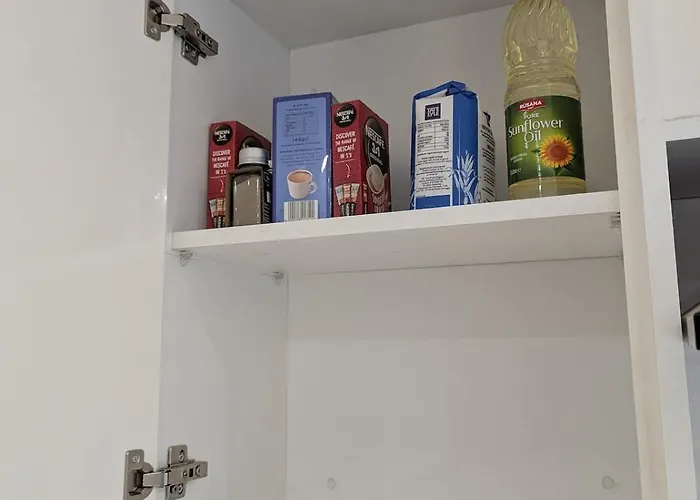 Newly Furnished Near Centre Apartman