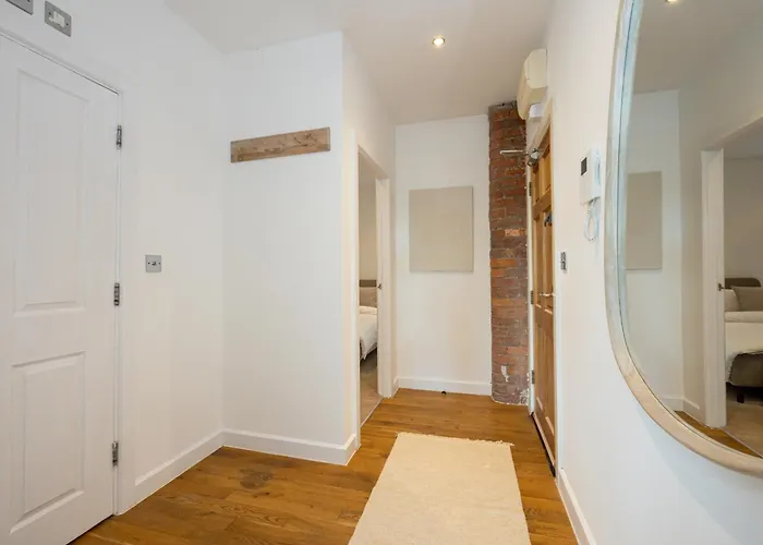 Luxury Centre * Manchester