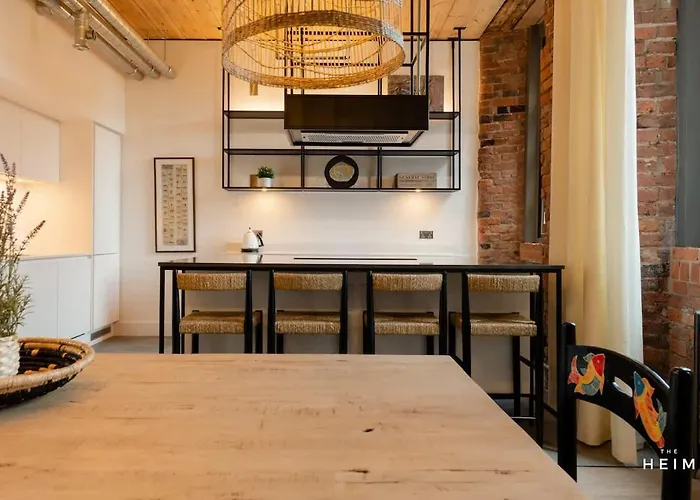 Africana At The Heim *