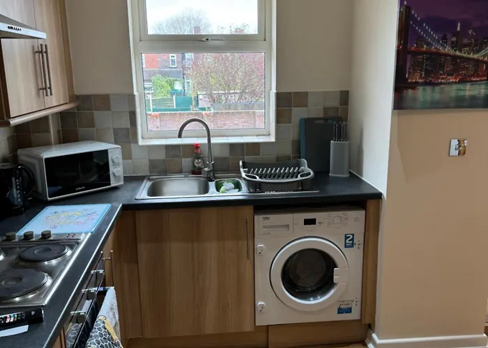 Modern, Quiet, Sleeps 10, Parking, Etihad, Coop Live, Manchester アパート *