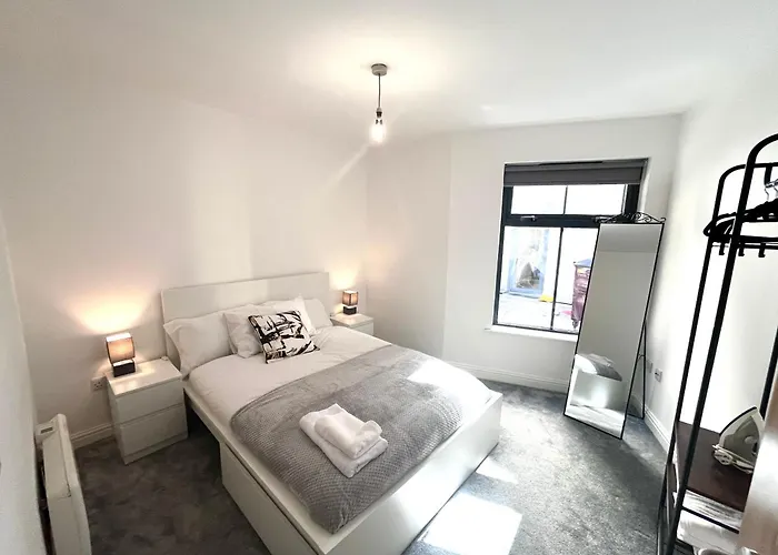 Apartment Stylish Stay! Park And Walk Anywhere