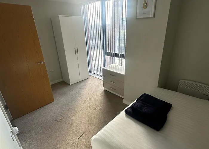 Beehosting Adelphi Wharf Manchester