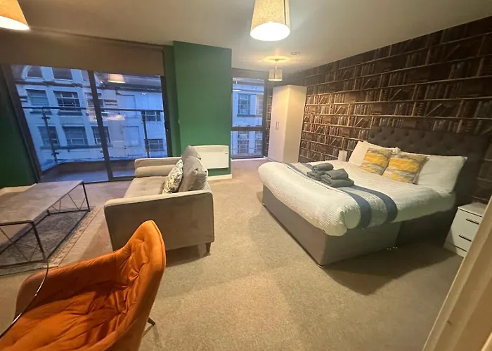 Aparthotel Beehosting Adelphi Wharf 4*